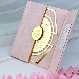 WalRay - Velvet invitations - Wedding invitations Sydney - Royal, luxury and breathtaking Velvet Invitations and foil print will leave your guests feeling truly honored as they open and feel your soft, luxe and timeless invitations and stationery.